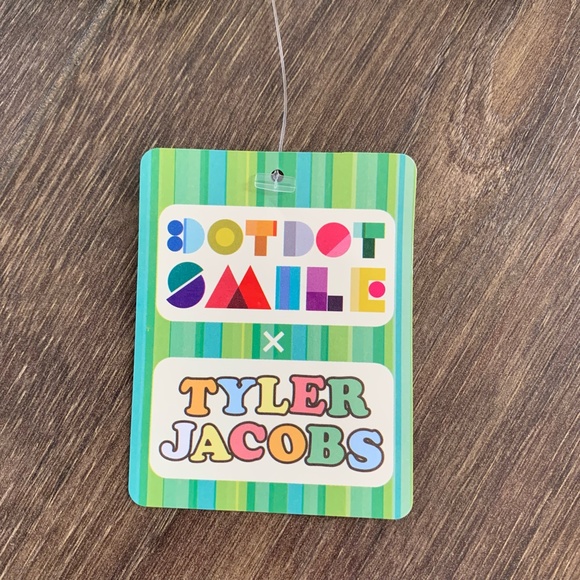 NWT Dot Dot Smile Artist Collaboration T-Shirt, Size 6 - Picture 4 of 6